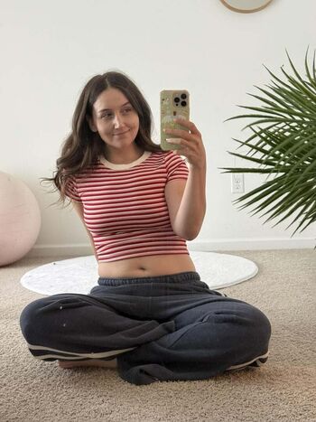 Full leaked Ella bailey / private onlyfans photo