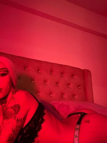 Ellelie_77