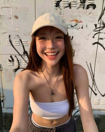 Ellen Tan