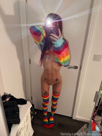 Full leaked Ellesaurus private onlyfans photo