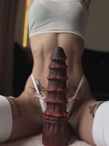 Full leaked Ellesaurus private onlyfans photo