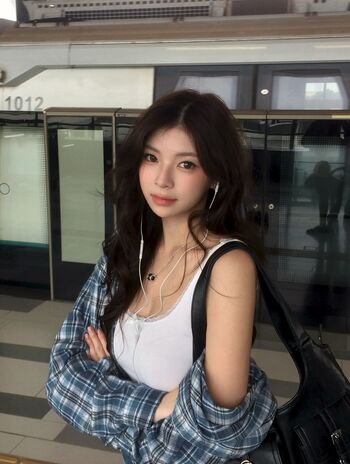 Full leaked Elyn leong page private onlyfans photo