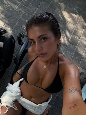 Emiiby