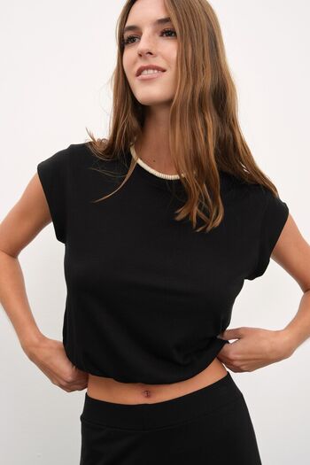 Emily Feld