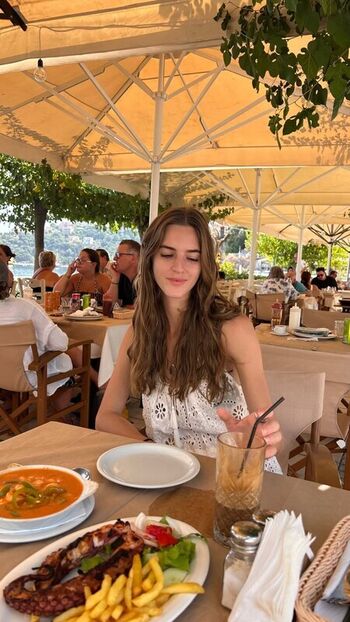 Emily Feld