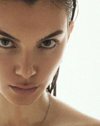 Emma Acitores