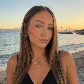 Full leaked Emma bourson private onlyfans photo