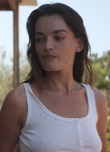 Emma Mackey