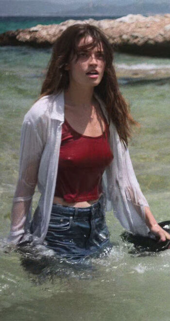 Emma Mackey