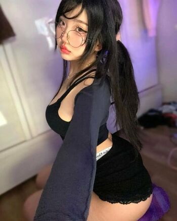 Full leaked Enhypeden private onlyfans photo