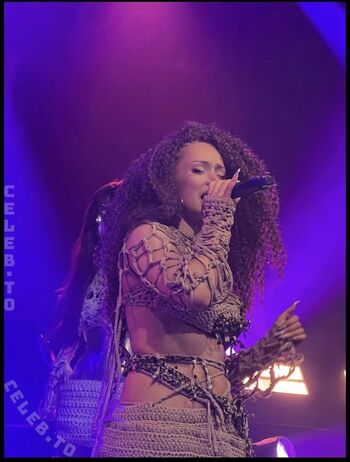 Full leaked Aituu monton/ private onlyfans photo