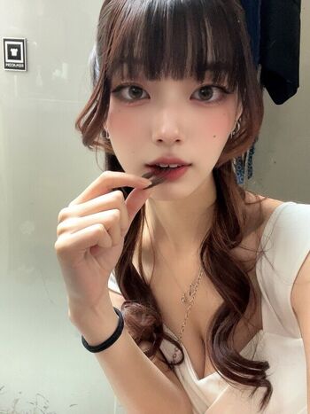 Full leaked Belladaynee/ private onlyfans photo