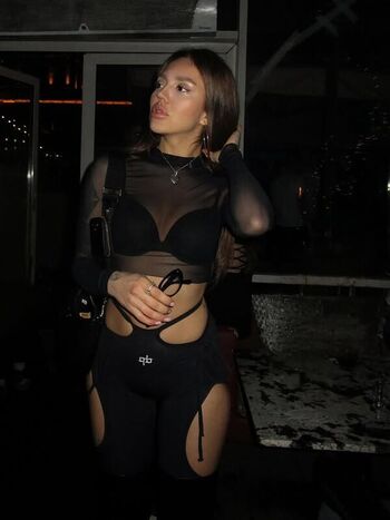 Full leaked Evanasty private onlyfans photo