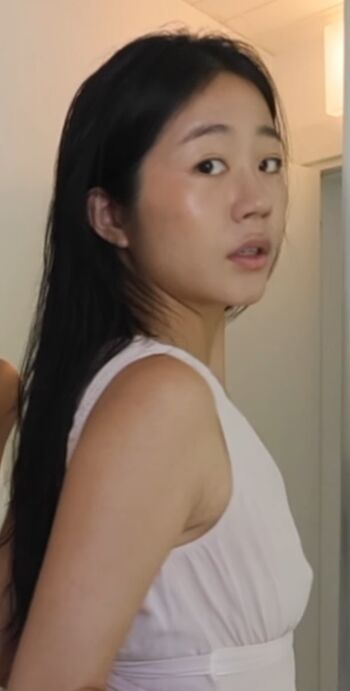 Evelyn Ha