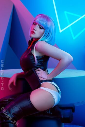Ez Summers Cosplay