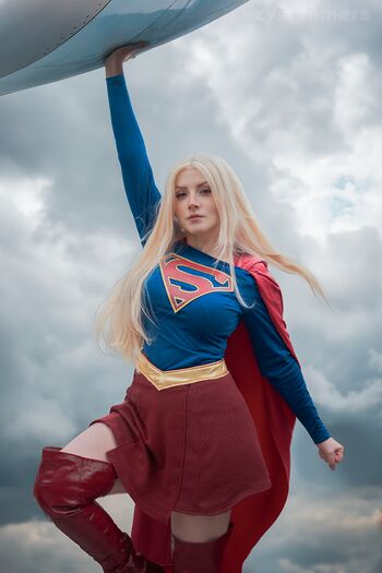 Ezy Summers Cosplay
