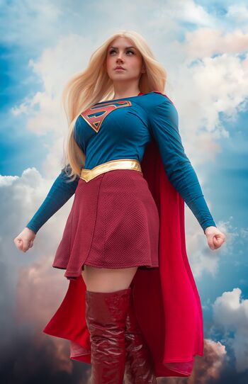 Ezy Summers Cosplay