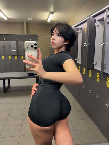 Full leaked Fily private onlyfans photo