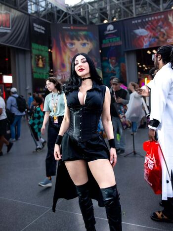 fabibiworldcosplay