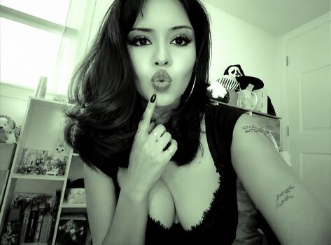 Full leaked Fairykarime private onlyfans photo