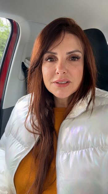 Felina_Cris