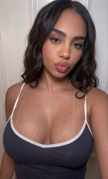Full leaked Khy/ private onlyfans photo
