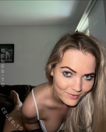 Full leaked Franzi bl page private onlyfans photo