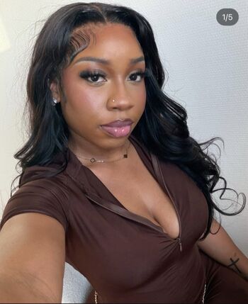 Full leaked French ebony private onlyfans photo