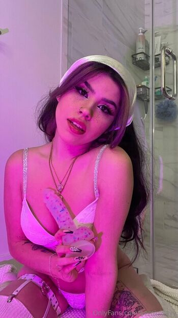 Full leaked Geminisavy private onlyfans photo
