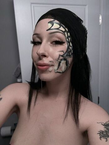 Full leaked Graveslvt private onlyfans photo