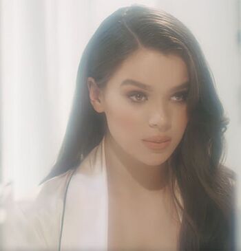 Full leaked Hailee steinfeld  page private onlyfans photo