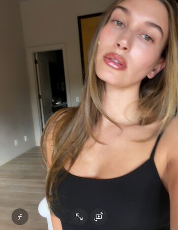 Hailey Baldwin Bieber