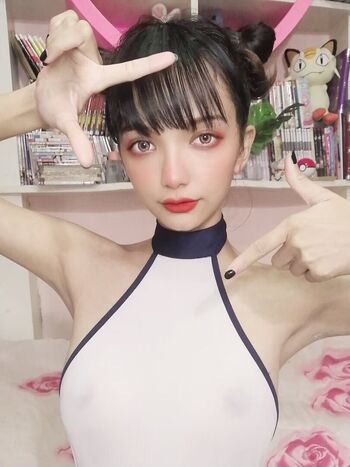 Hakune_cos