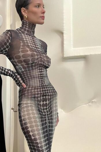 Full leaked Halsey page private onlyfans photo