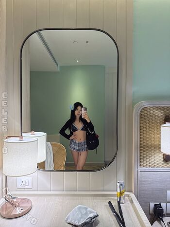 Full leaked Hanavocado private onlyfans photo