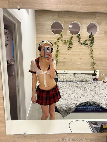 Hannah Ray
