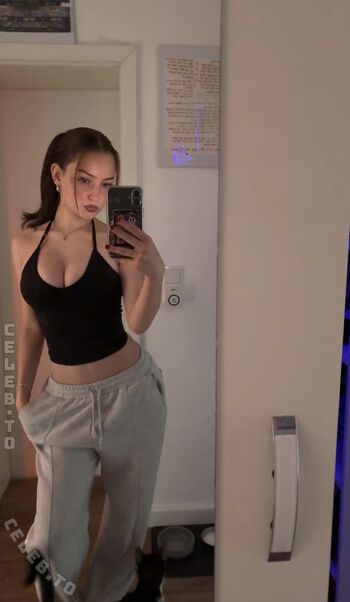 Full leaked Hannahluisienne private onlyfans photo