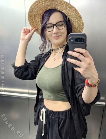 Full leaked Haselnuuuss private onlyfans photo