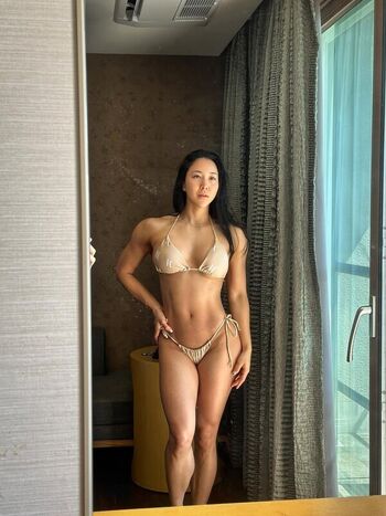 Helena_ifbbpro
