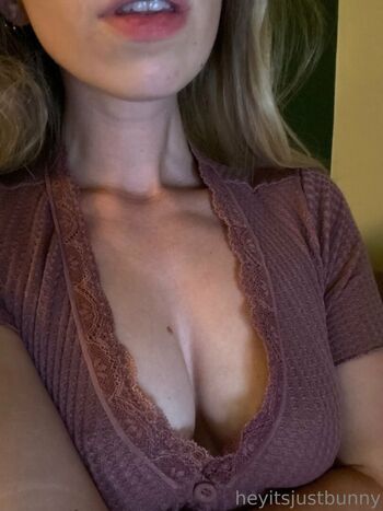 heyitsjustbunny