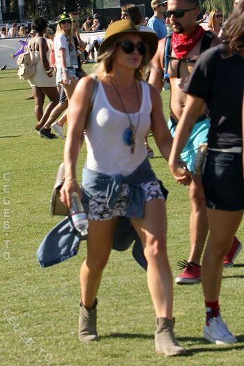 Full leaked Hillary duff private onlyfans photo