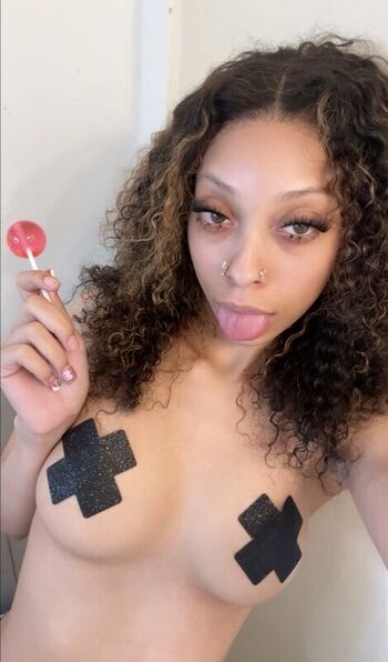 Full leaked Hisevilbitch private onlyfans photo