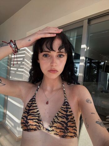 Full leaked Holly laing private onlyfans photo