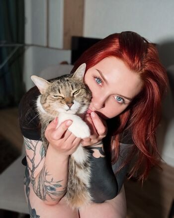 HoneySashaXX
