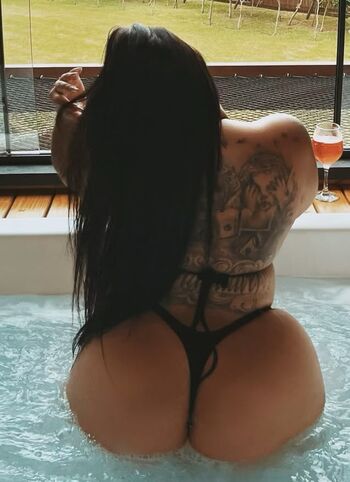 httpslarissa