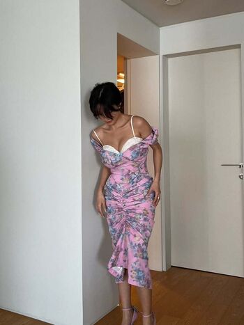 Full leaked Hwasa page private onlyfans photo