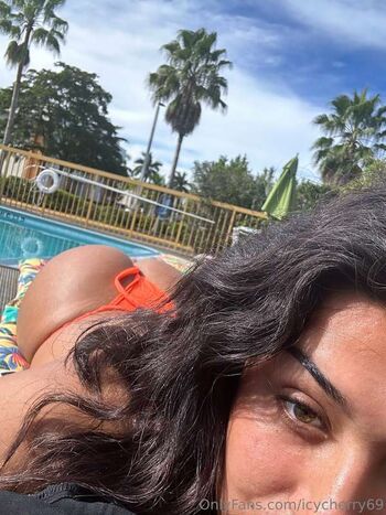 Full leaked Yourjeeeenny / private onlyfans photo