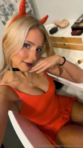 ingridnextdoor