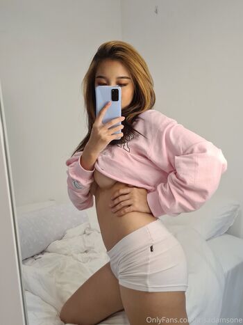 irisadamsone
