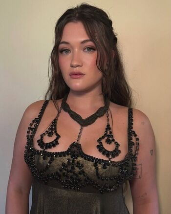 Full leaked Isa briones private onlyfans photo